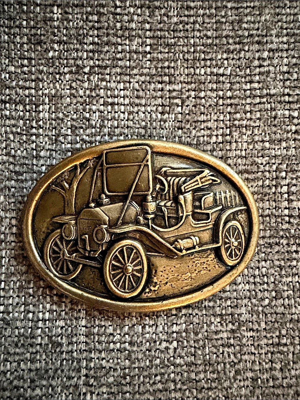 Avon Vintage Model T Ford Car Brass Belt Buckle Brown & Gold